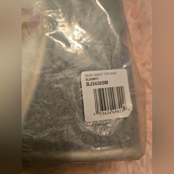 Betsey JohnsonBeary Sweet Top Handle Black and White! NWT! - Picture 9 of 13